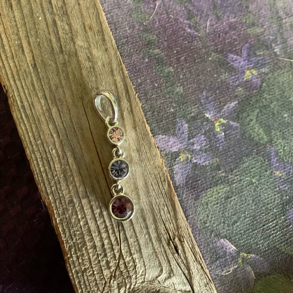 Purple sparky pendant